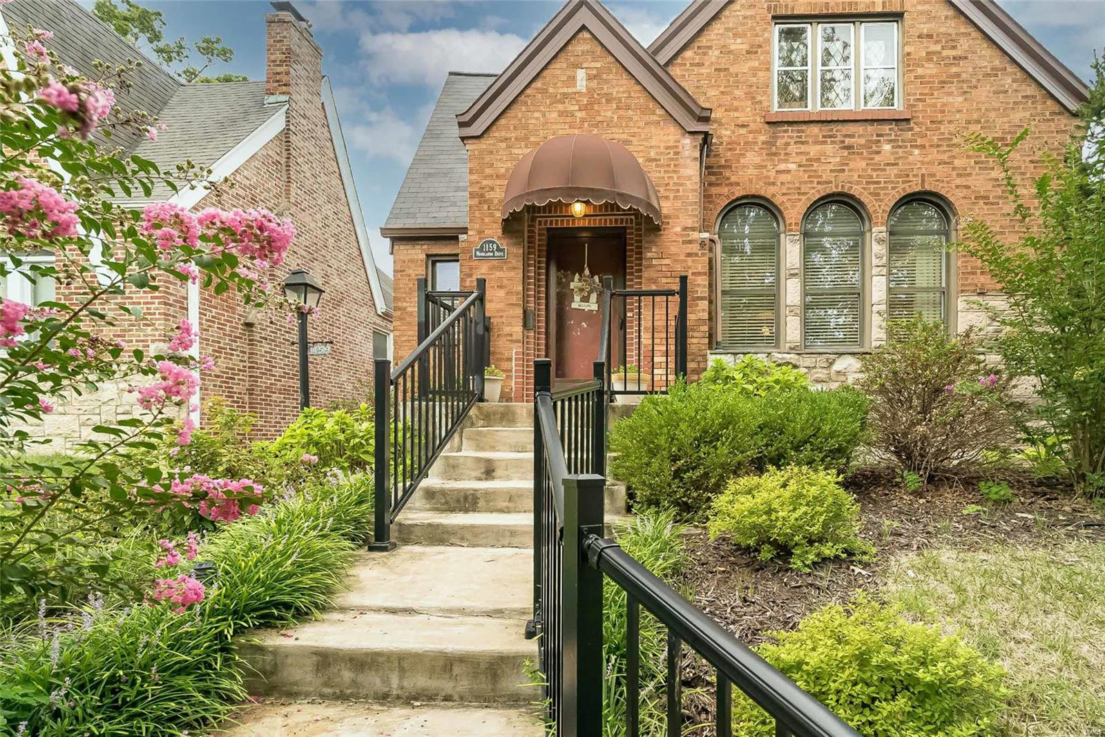 1159 Moorlands Drive, St Louis, MO 63117 MLS 22047022