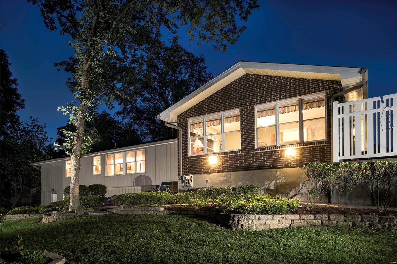 9457 Sunny Creek Lane, Sunset Hills, MO 63127 Judith Leise