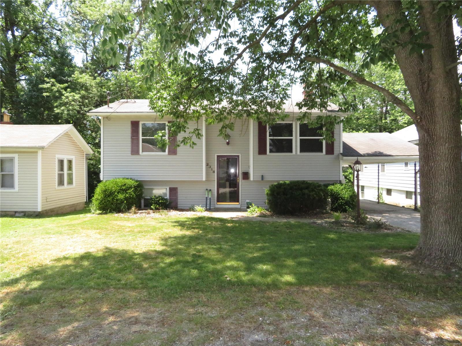 2318 Birch, Alton, IL 62002