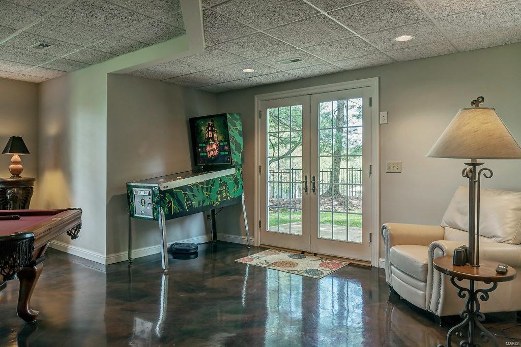 402 Conway Commons Town And Country Mo 63141 Redkey Realty Leaders