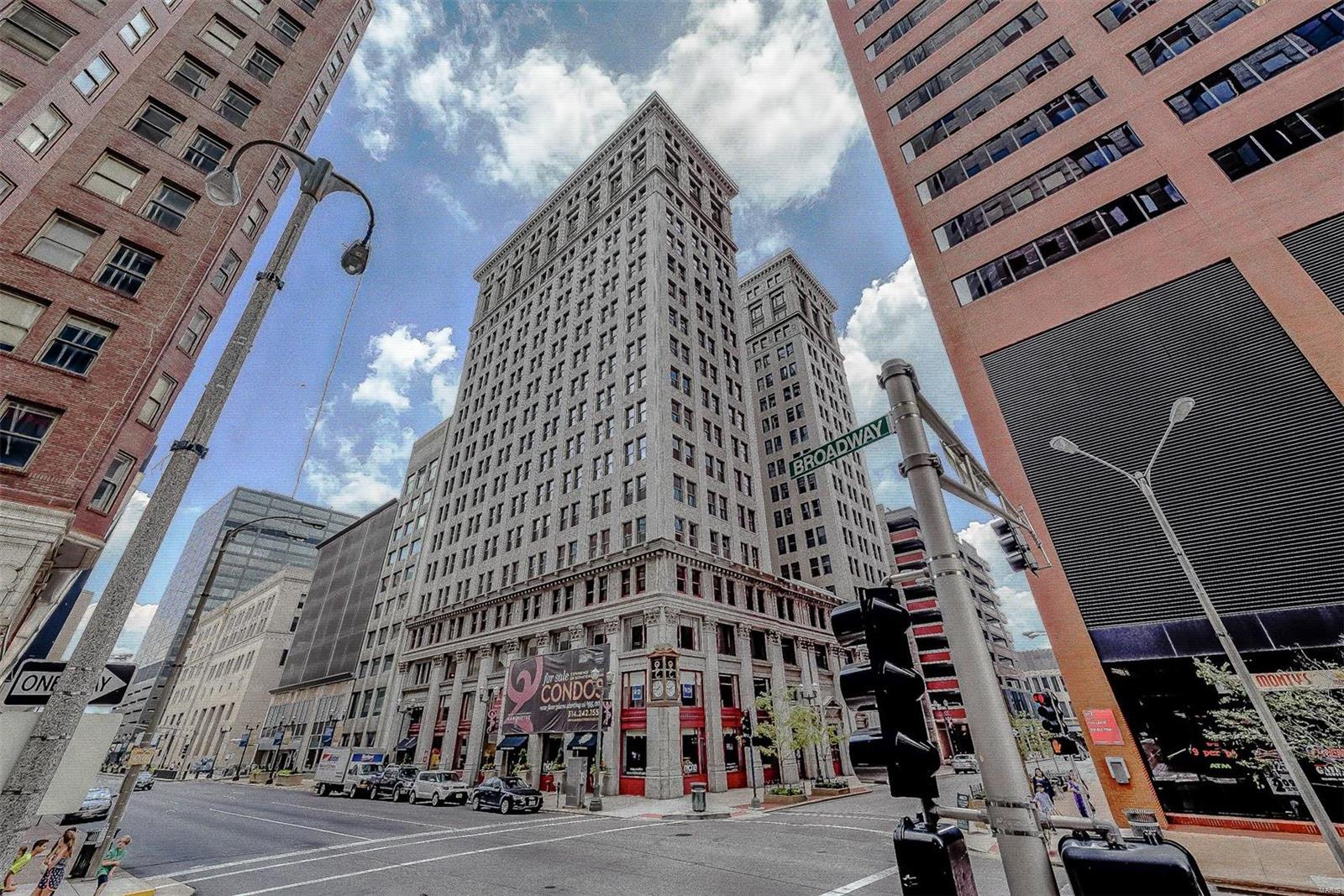 314 N Broadway, St Louis, MO 63102, Downtown Julia Bakewell