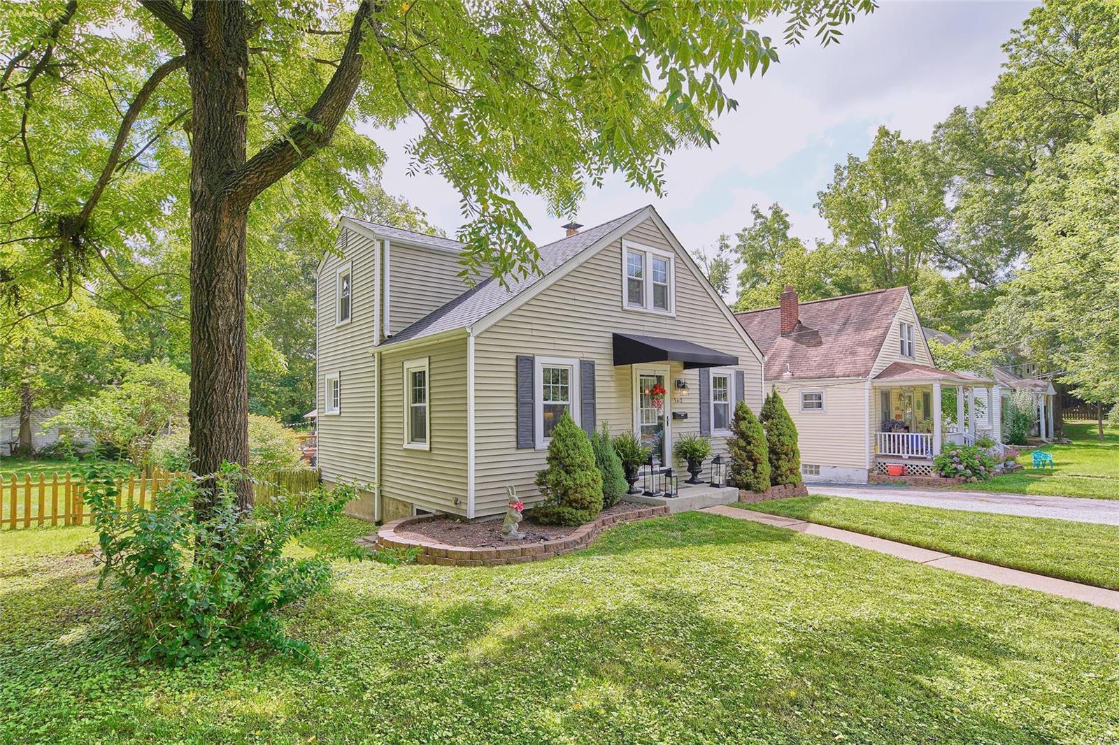 Sold 162 S Old Orchard Avenue, ster Groves, MO 63119 3 Beds / 1