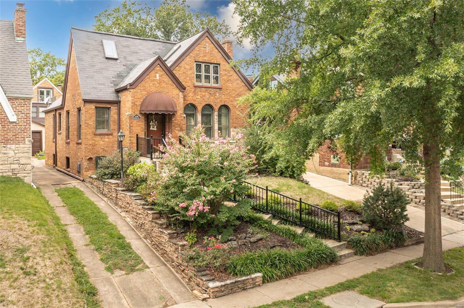 1159 Moorlands Drive, St Louis, MO 63117 MLS 22047022