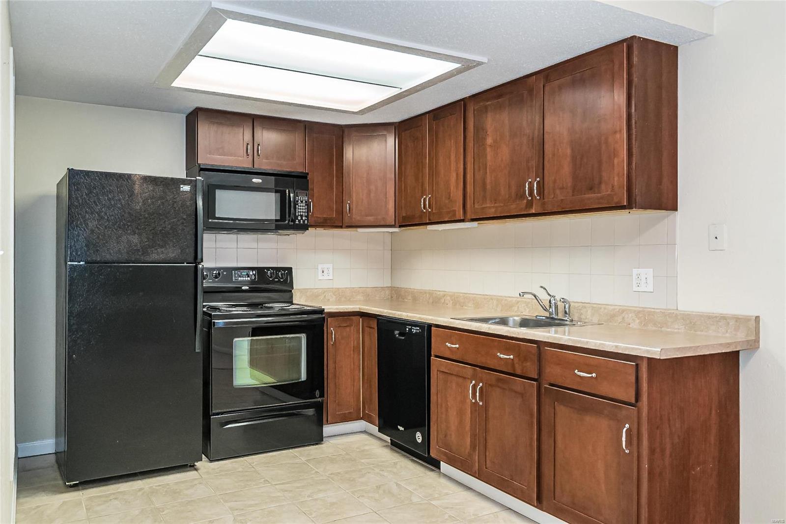 1400 Heritage 106 St Charles Mo 63303 Redkey Realty Leaders